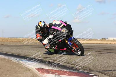 media/Nov-03-2024-TrackDaz (Sun) [[44580f4982]]/A Group/2pm (Grapevine)/